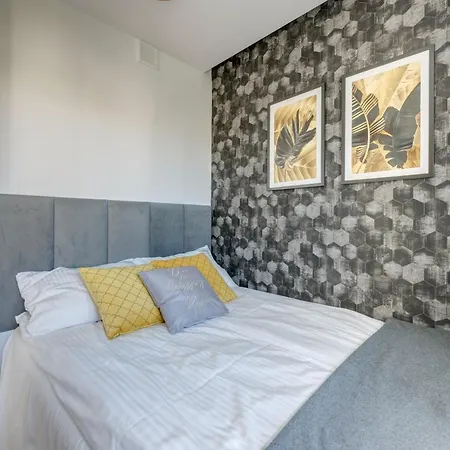 Apartment Prime - Gold Pearl *